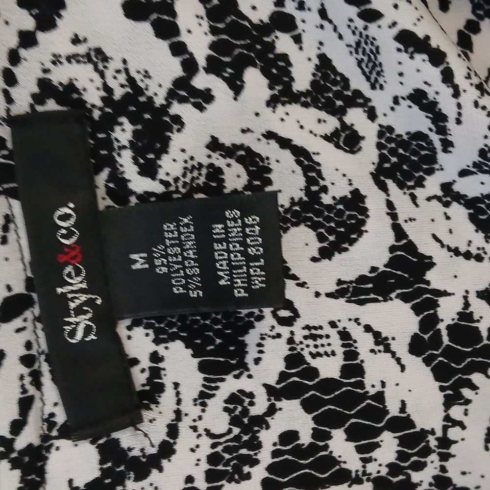 Style & Co Black Ans White Blouse - Picture 2 of 3
